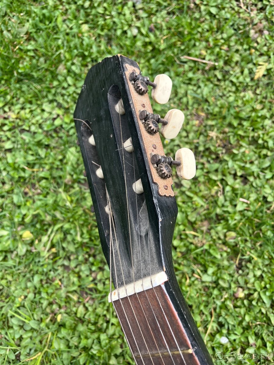 Akusticka gitara - 4