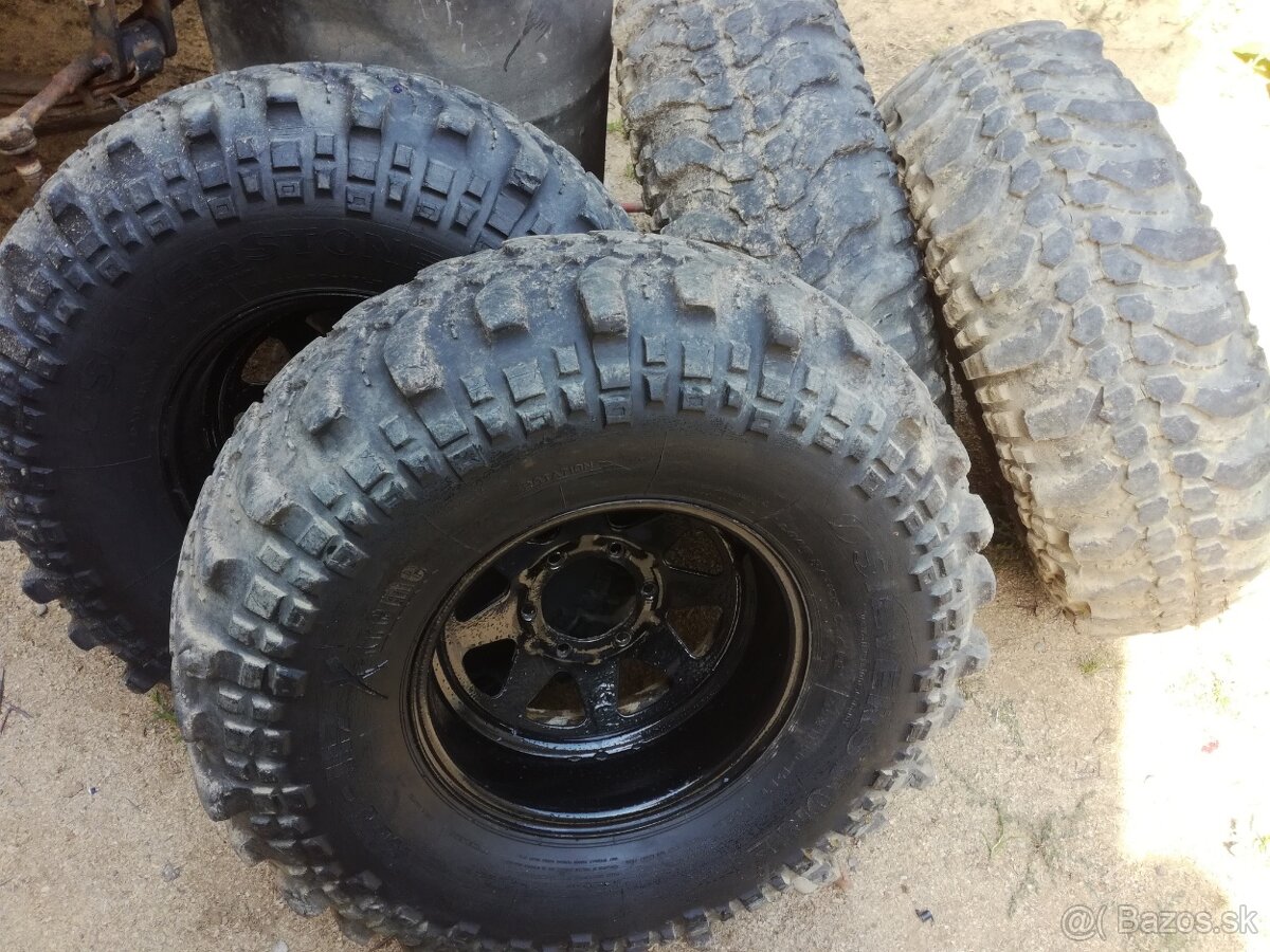 Nissan patrol 35x11,50R15