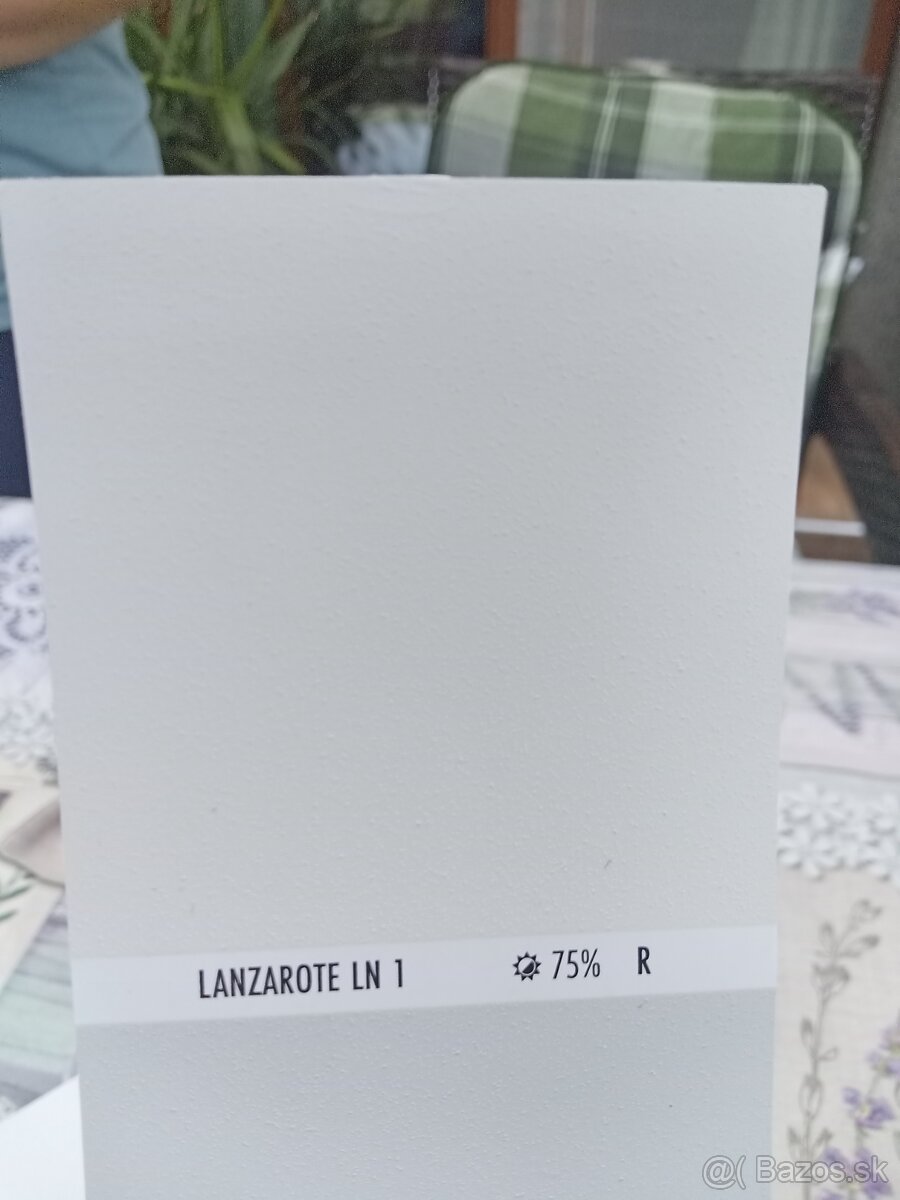 Predám fasadnu farbu Ceresit. - 4