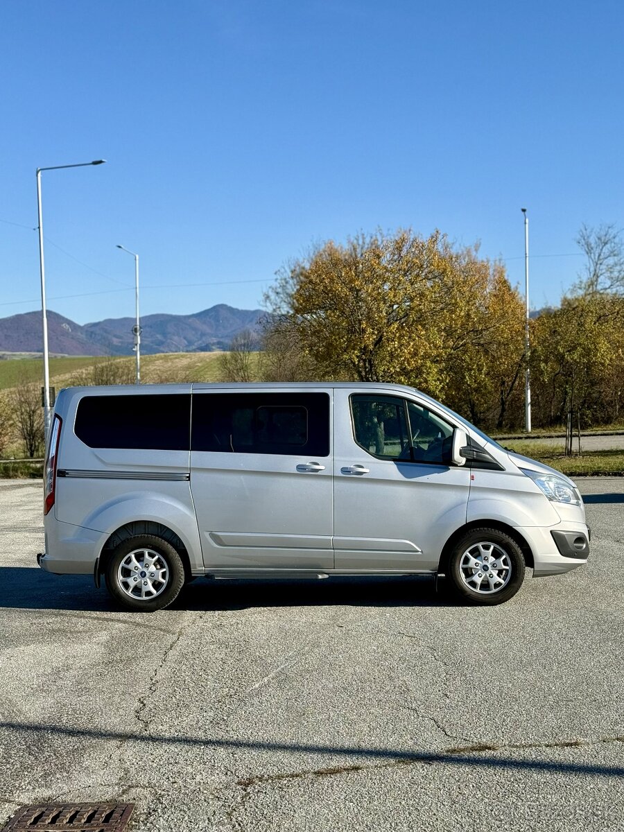 TOURNEO CUSTOM 2,2 114kw,po GO,TitaniumX, 8 míst,nez.top,DPH - 4