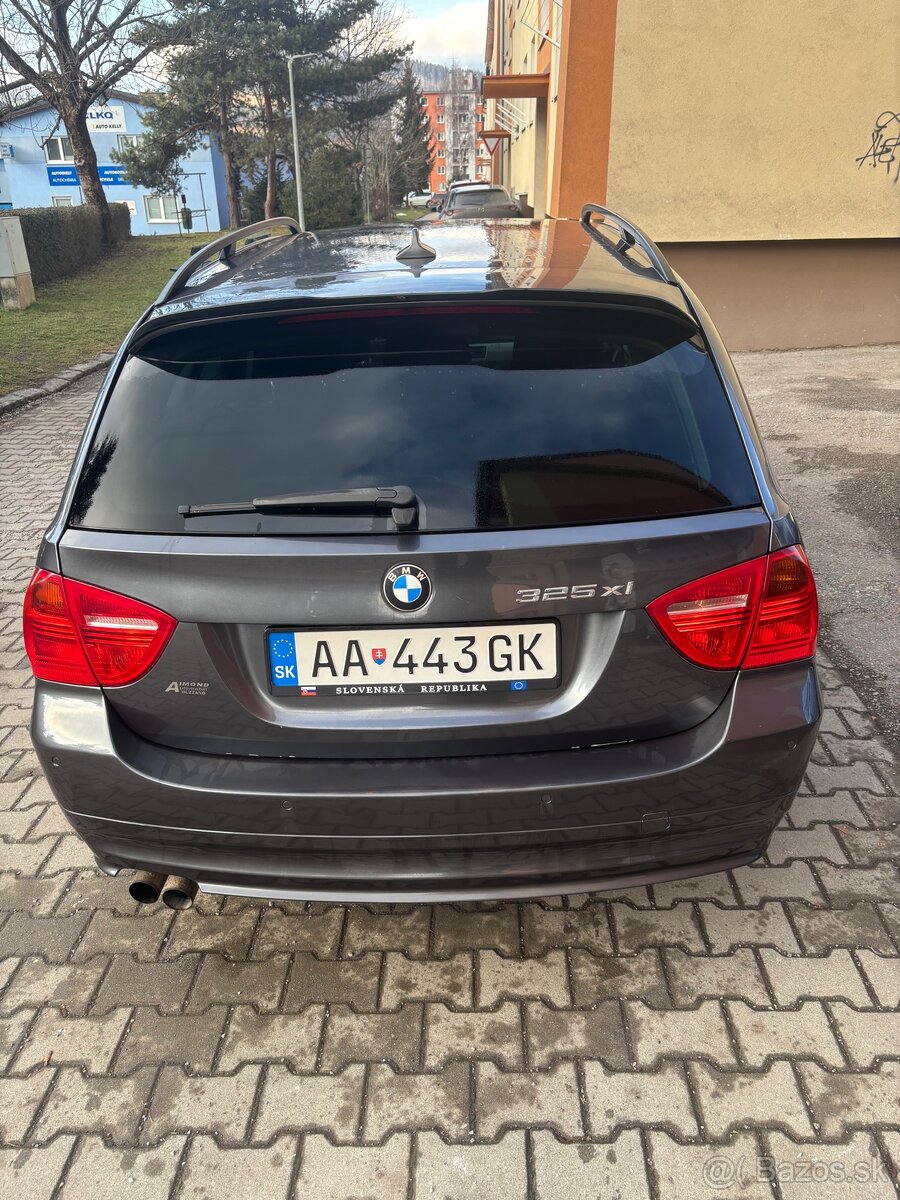 BMW rad 3 e91 Touring 325xi - 4