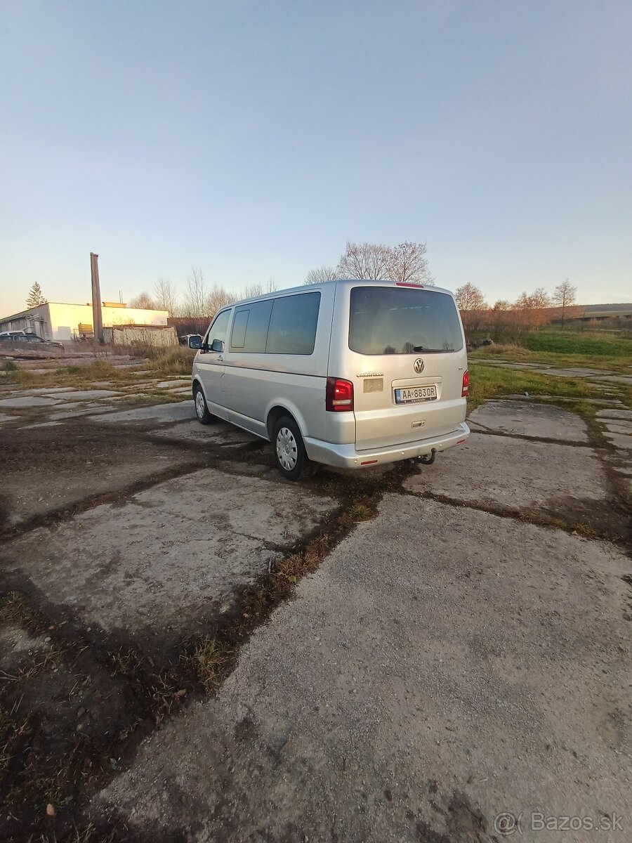 Vw caravelle 2.5 9miestna - 4
