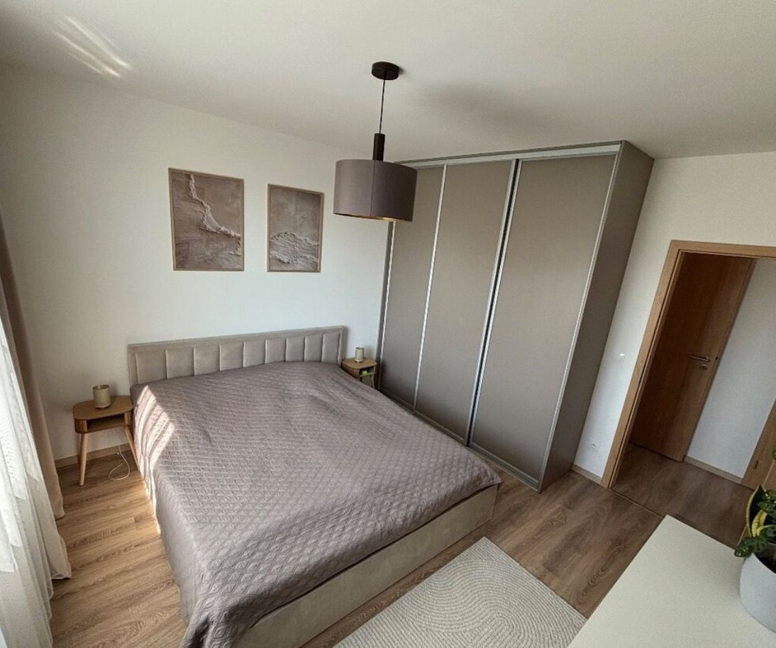 Na prenájom 3izbový byt s balkónom Ovocné sady, ulica Ivansk - 4