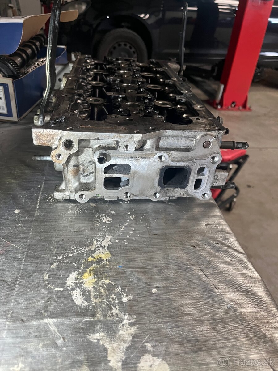 Hlava motora KIA sportage - 4