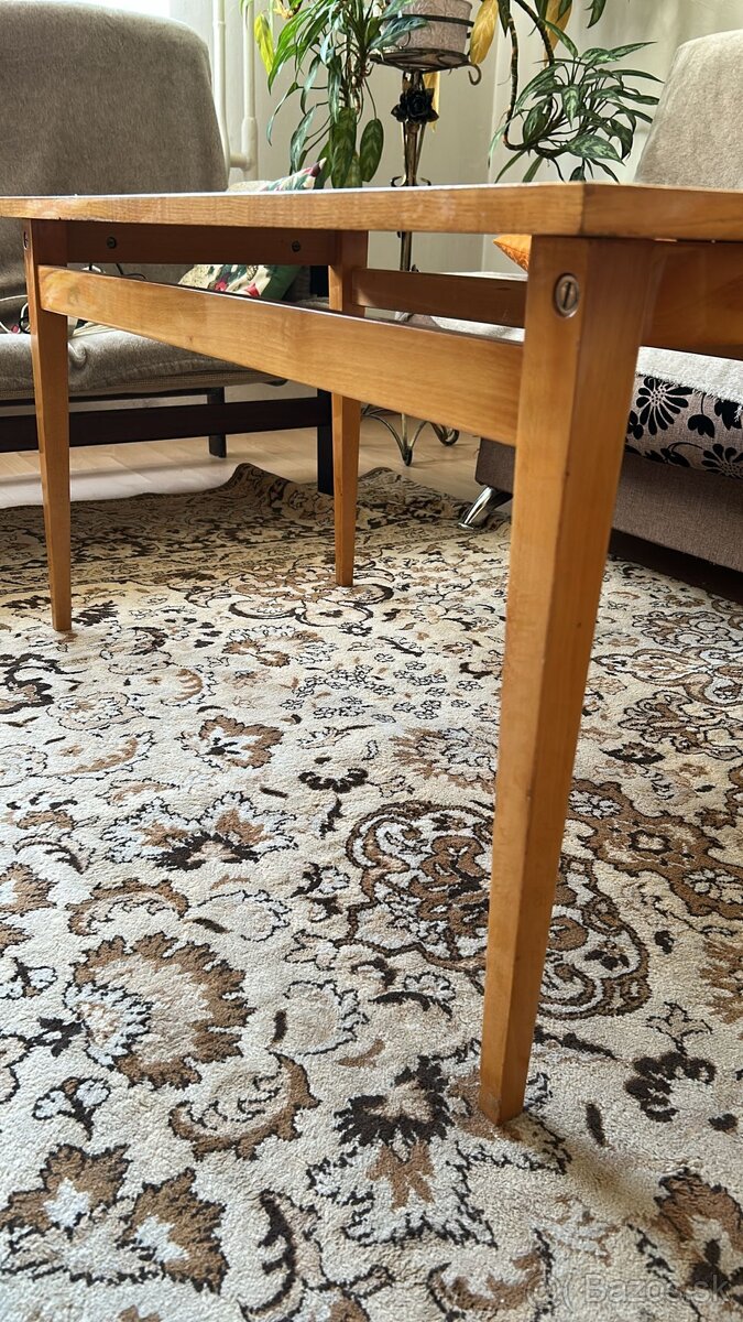 Obývačkových stolík - 4