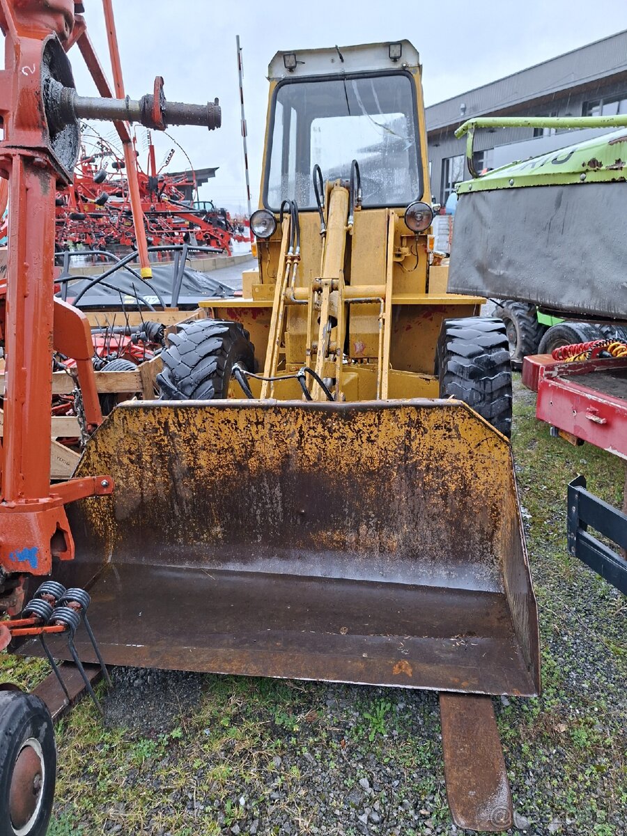 Čelny nakladač kramer 4x4 - 4