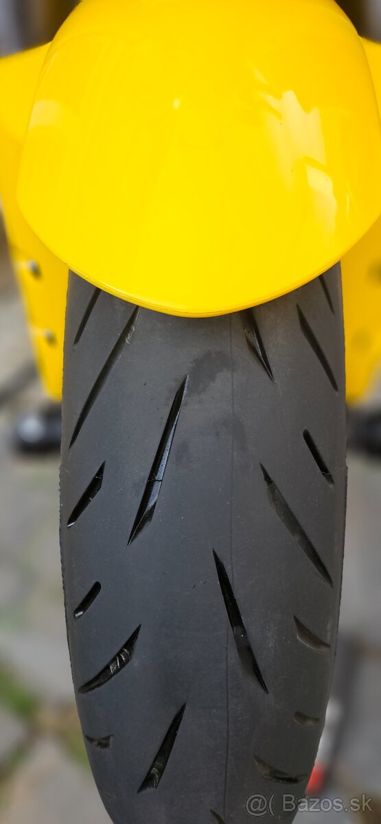 Yamaha FZ1 - 4
