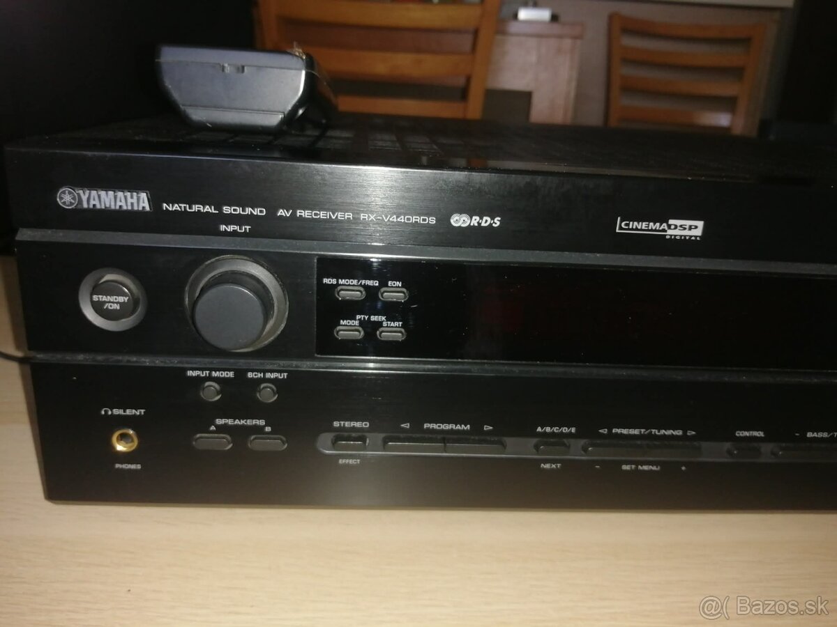 Receiver-Yamaha-RX-V440 - 4