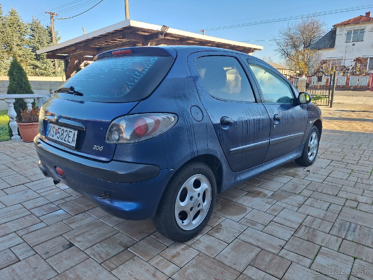 Peugeot 206 1.4 55kw Automaticka prevodovka - 4