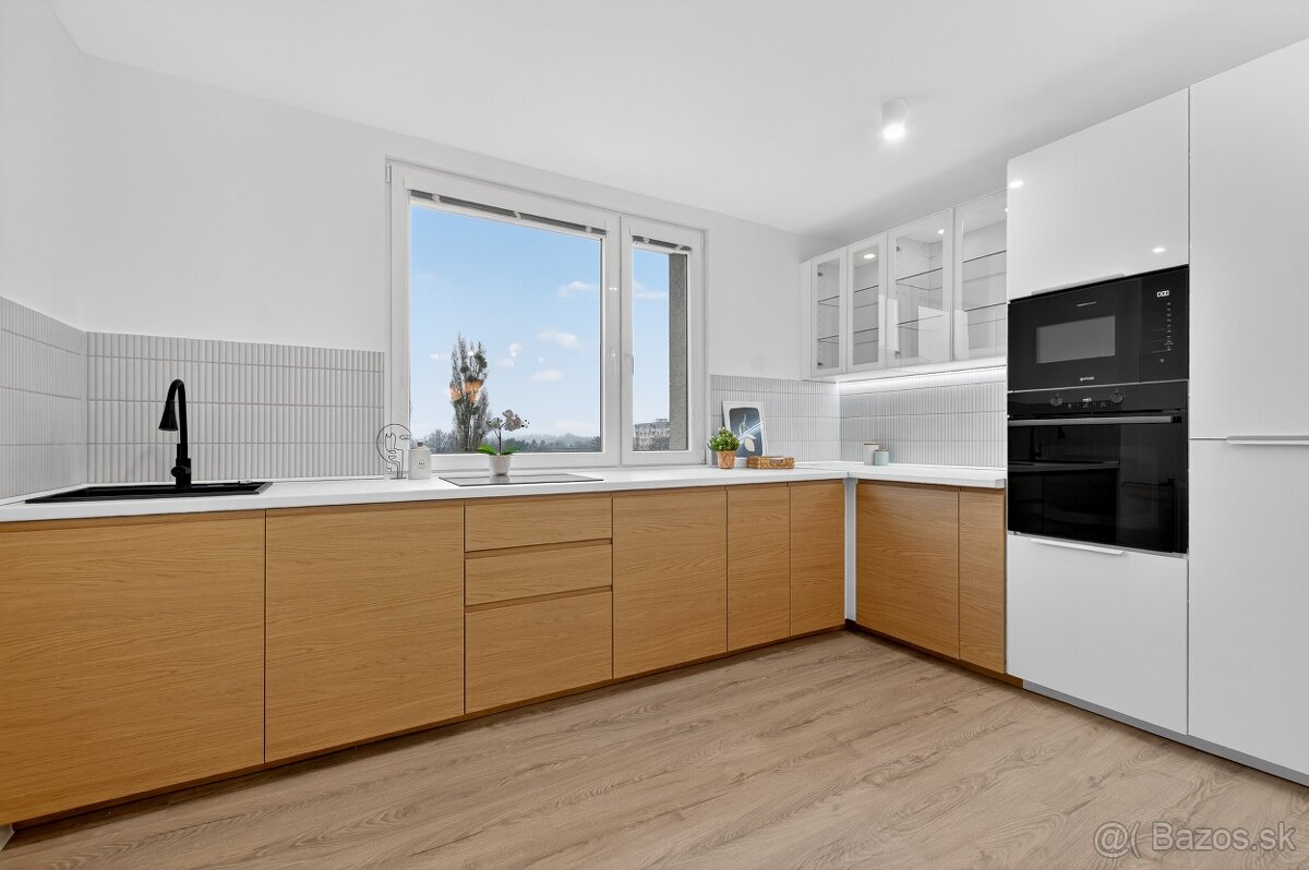 NA PREDAJ ŠTÝLOVÝ 3-IZBOVÝ BYT, KOMPLETNÁ REK., PETRŽALKA - 4