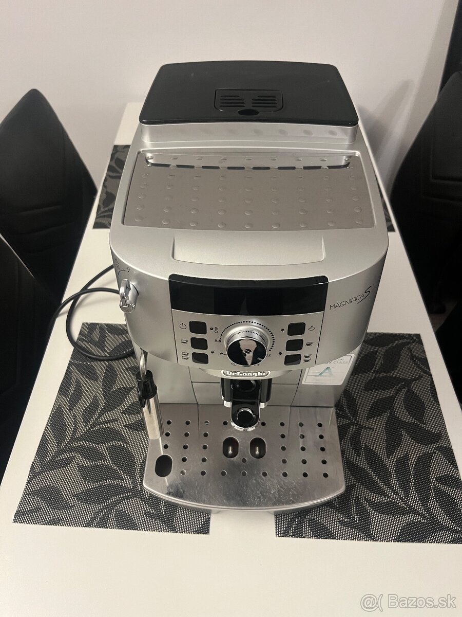 De’Longhi Magnifica S - 4