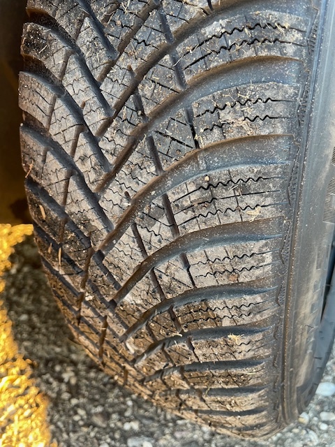 Predám Peugeot 208 Style - 4