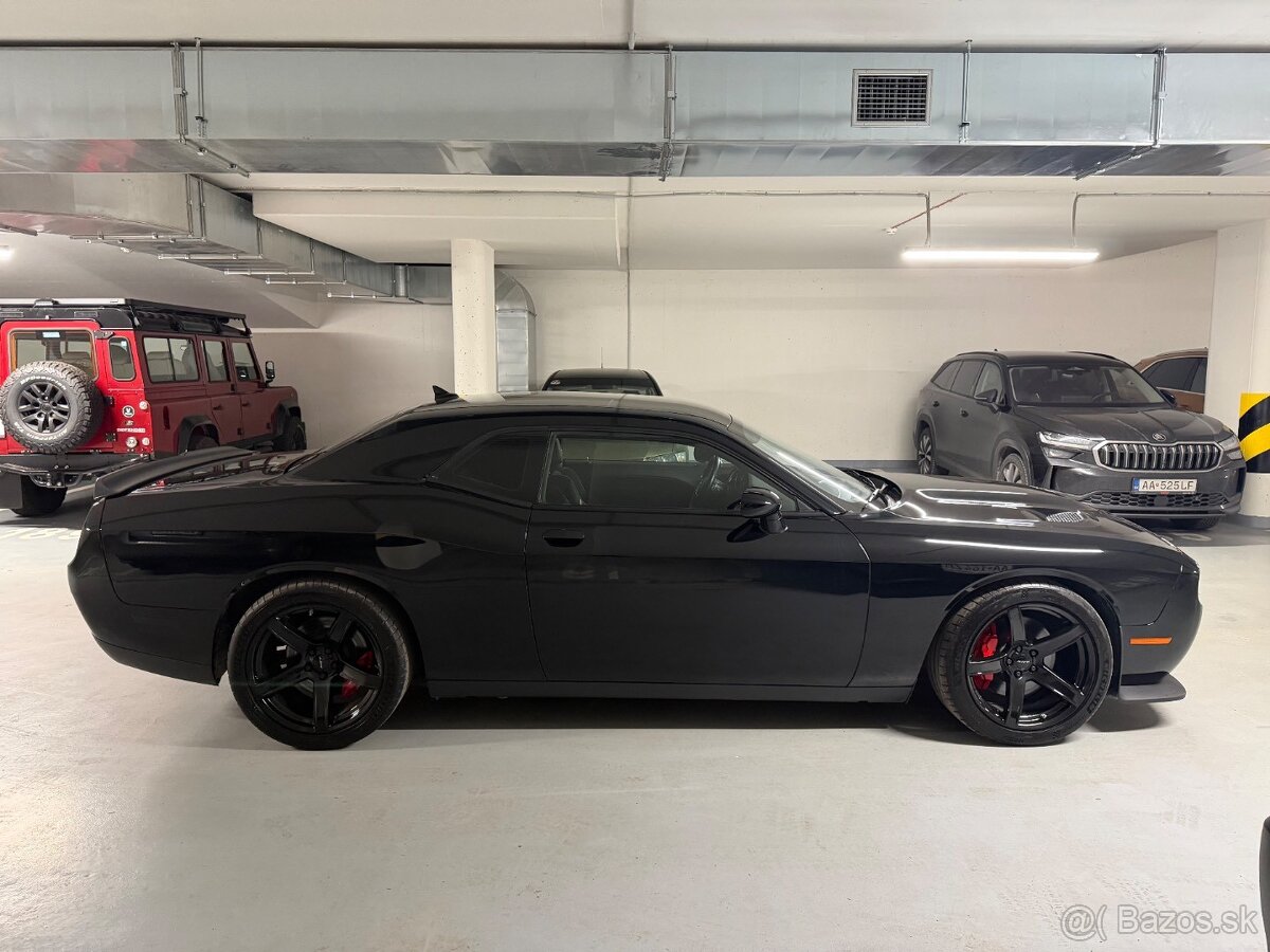 Dodge Challenger SRT 392 6.4l - 4