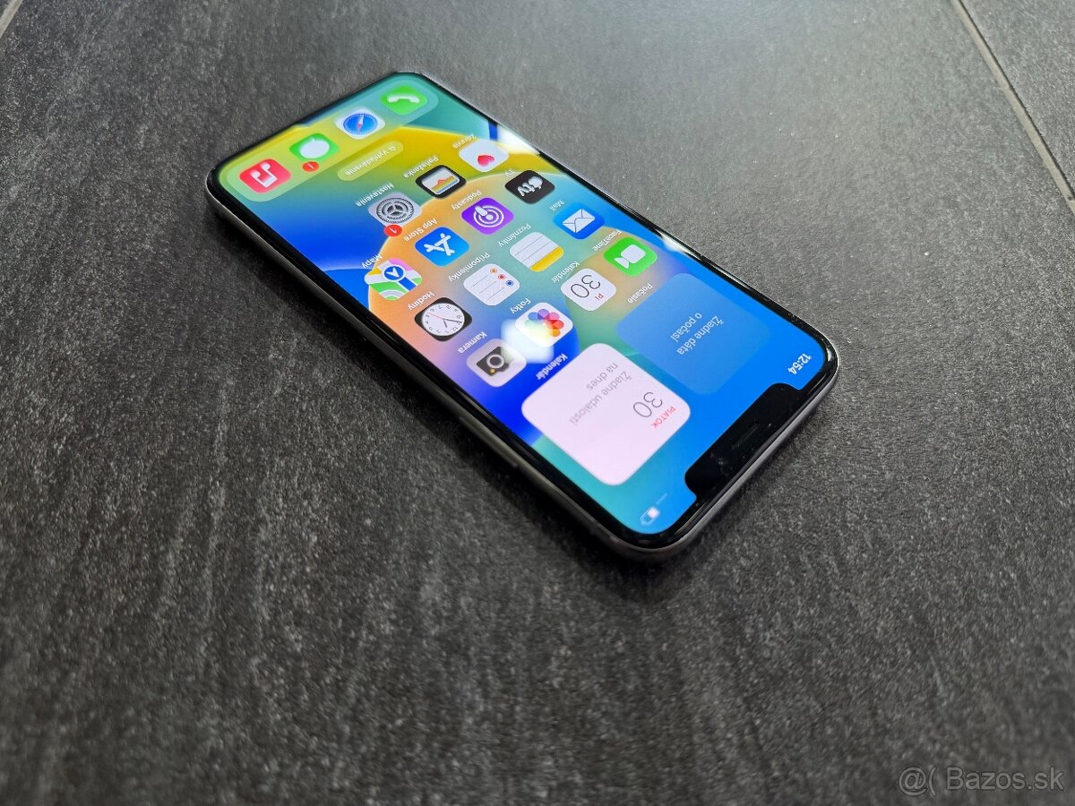 Apple iPhone X 64 GB Silver - 4