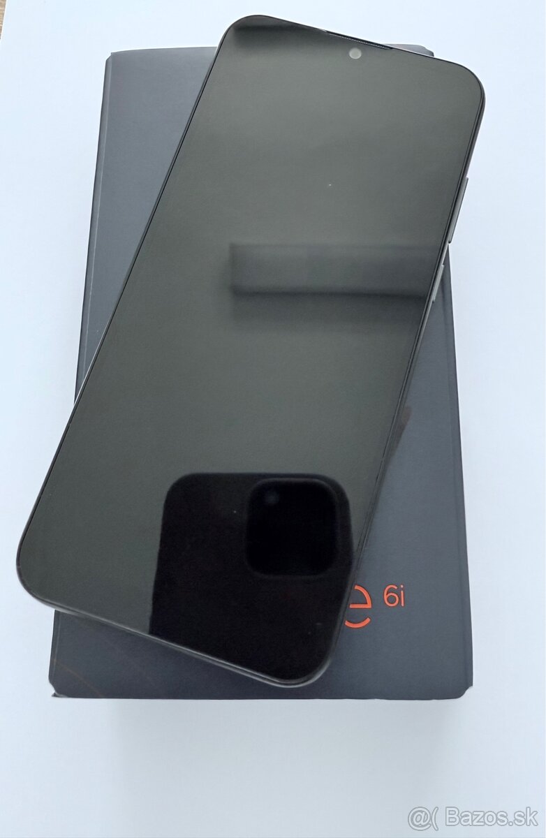 Motorola Moto e6i - 4