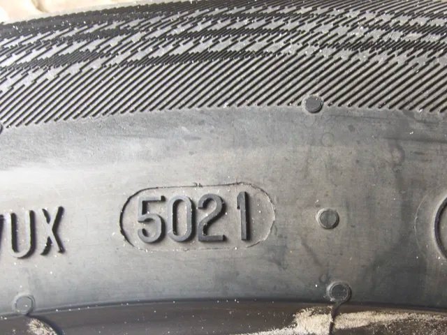 Elektróny VW 5x112 R17 + letné pneu. - 4