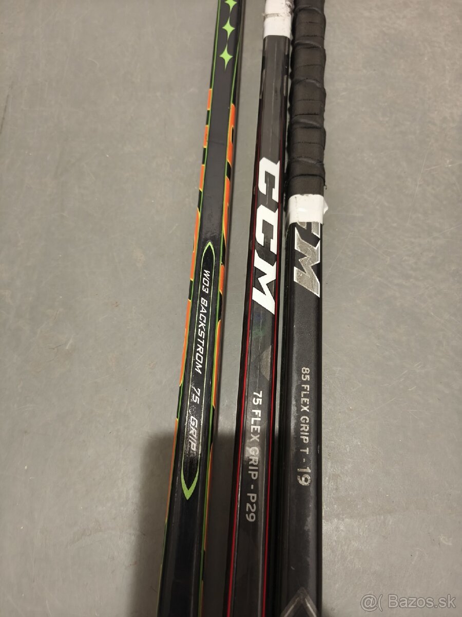 Hrane hokejky pravacky v dobrom stave / CCM, Warrior - 4