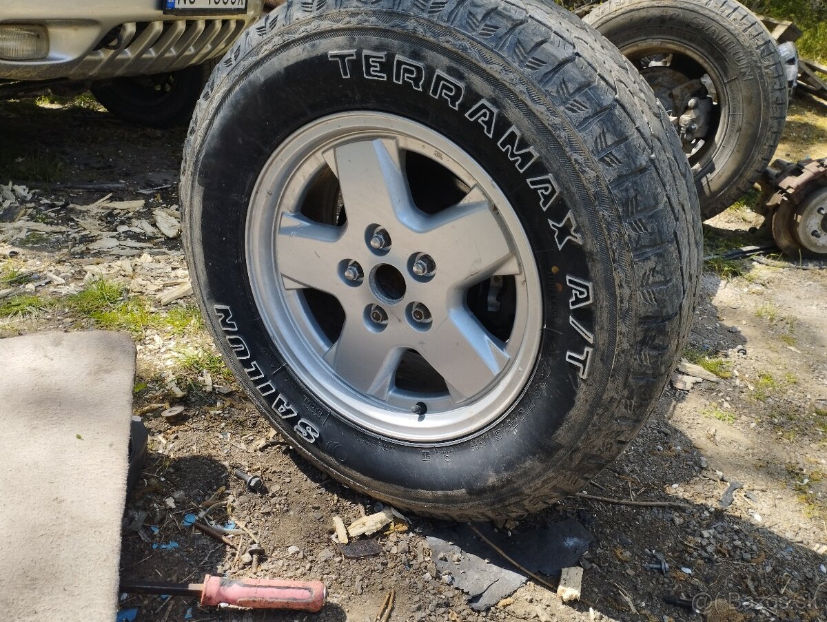 Kolesa jeep 235/70-16 5x114.3 - 4
