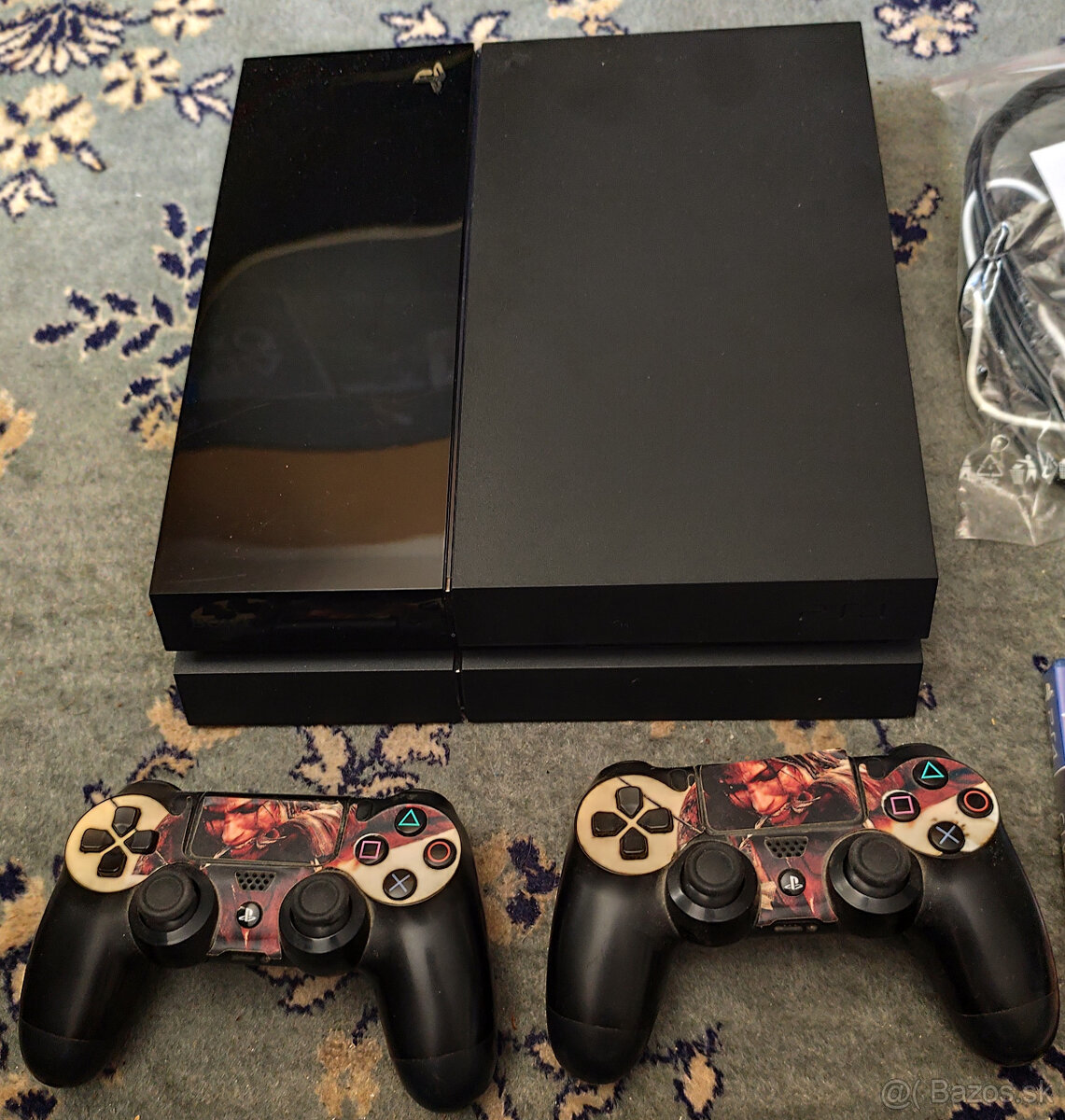 Predam PS4 1TB HDD, 10 hier, 2 ovladace - 4