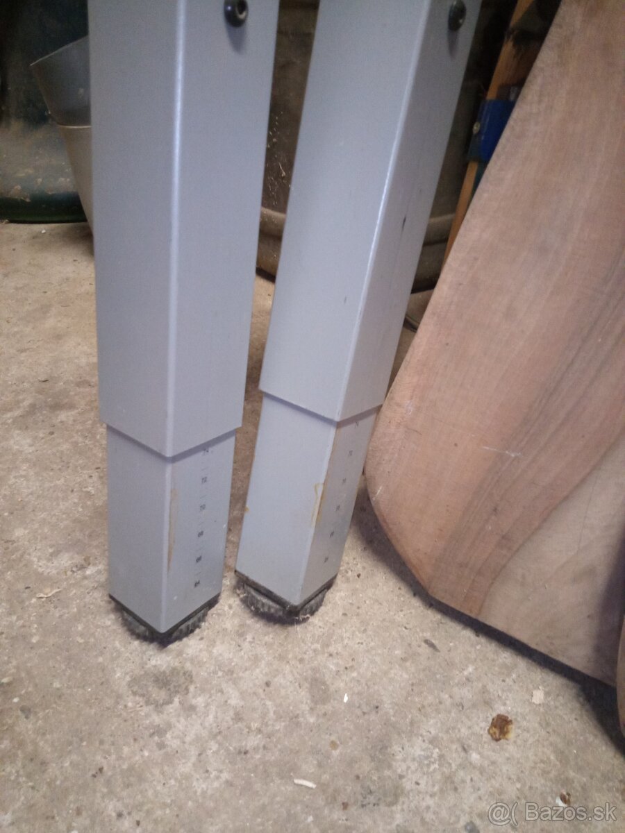 Výškovo nastaviteľné nohy - 4