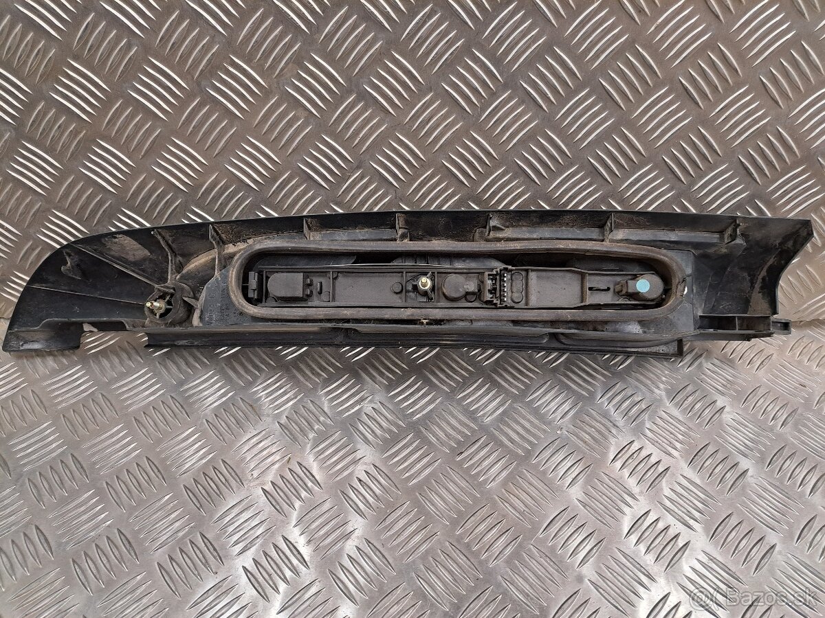 ZADNÉ SVETLO - RENAULT KANGOO - 4