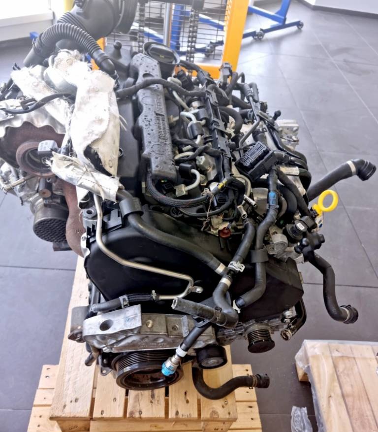 MOTOR DGT 1,6 TDI SKODA - 4
