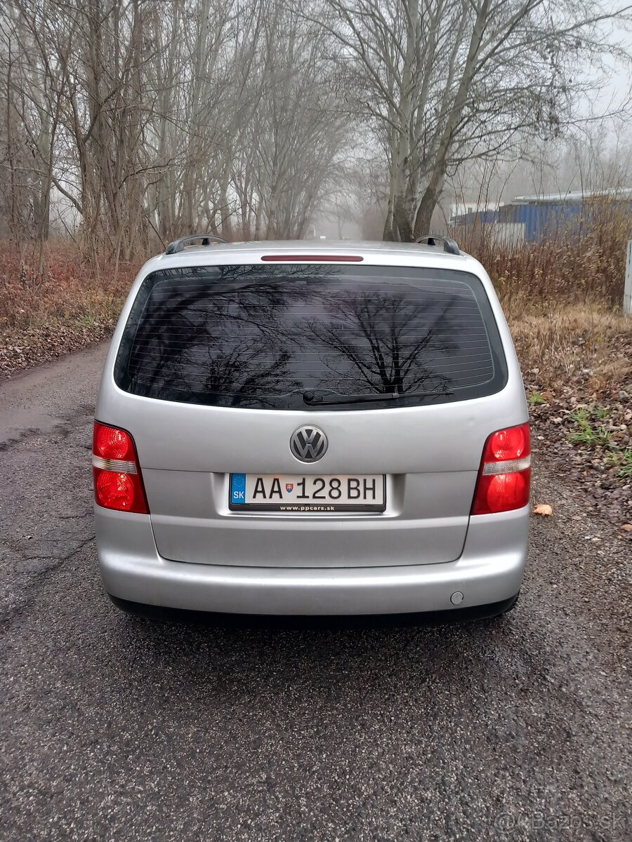 Vw Touran - 4