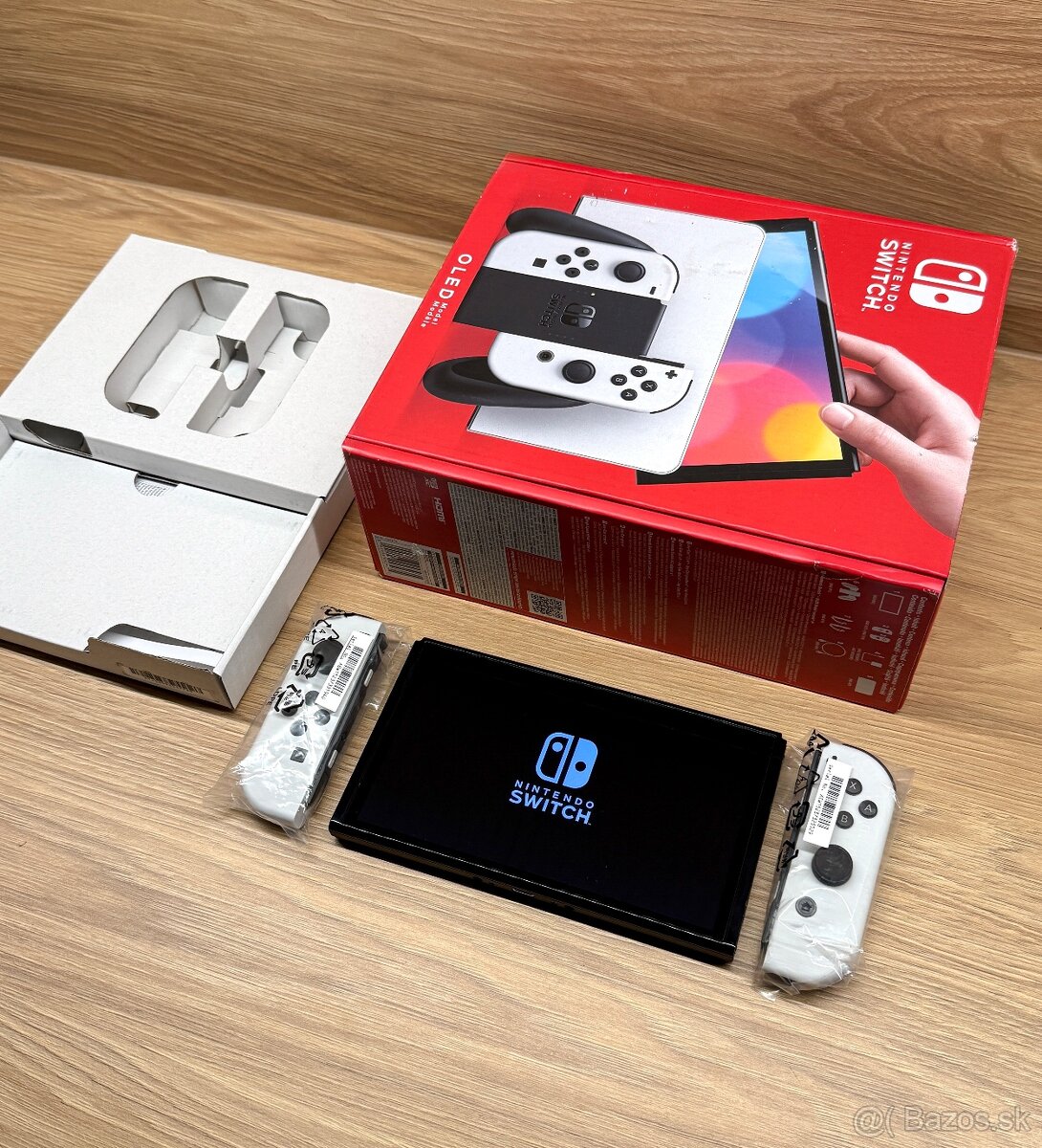 Nintendo Switch OLED - nové - 4