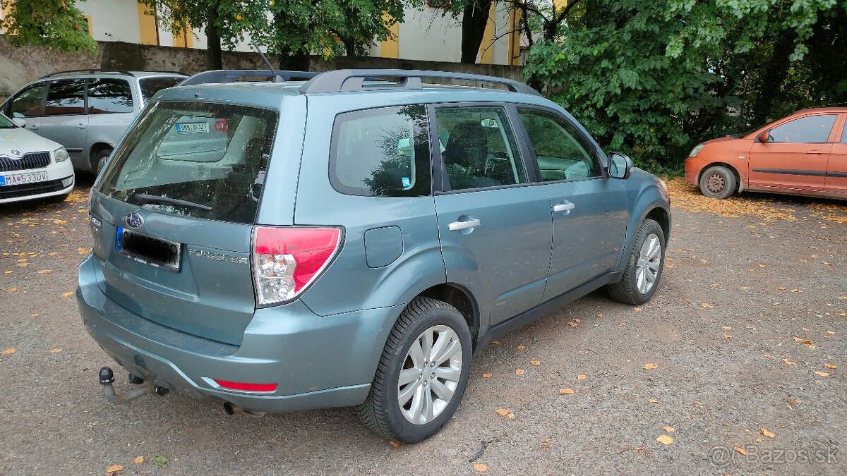 Subaru Forester 2.0 i 4wd - 4