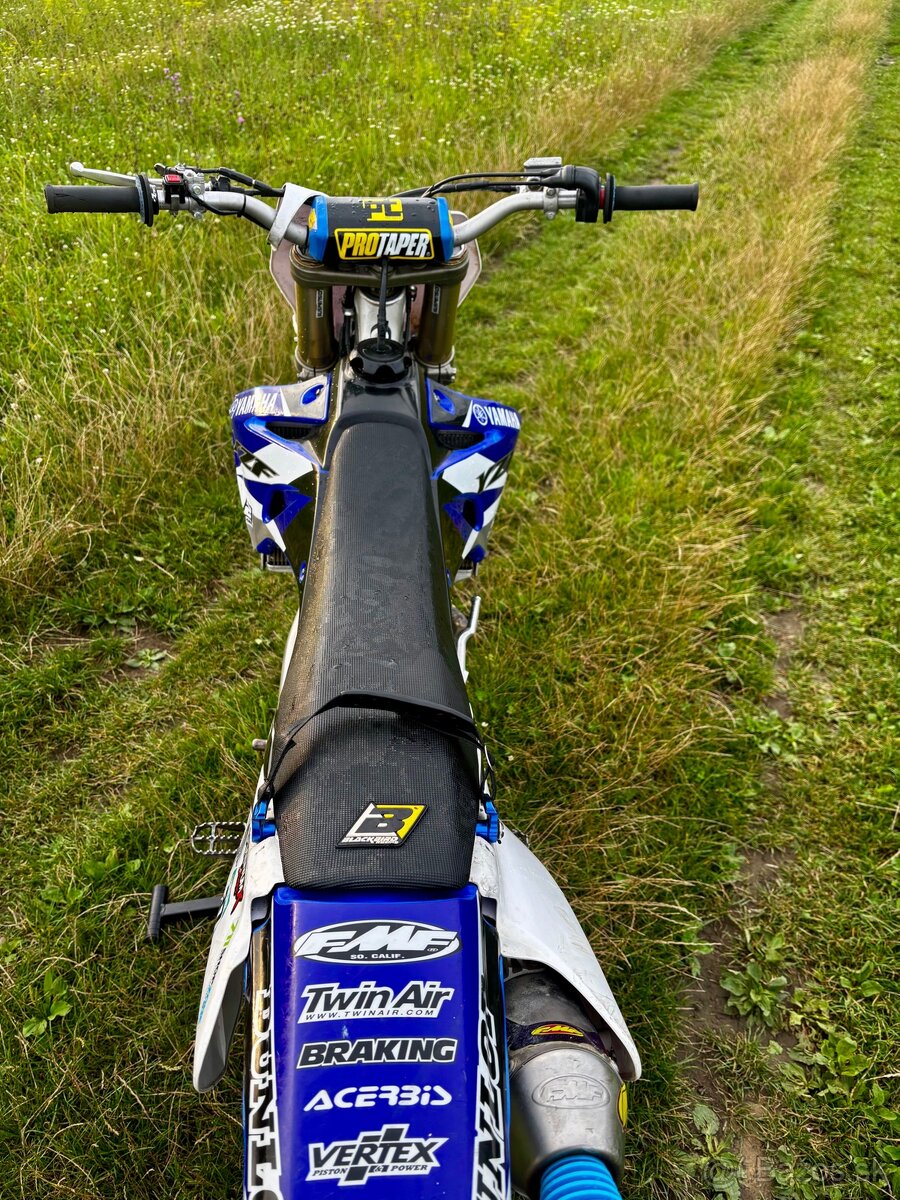 Yamaha yzf250