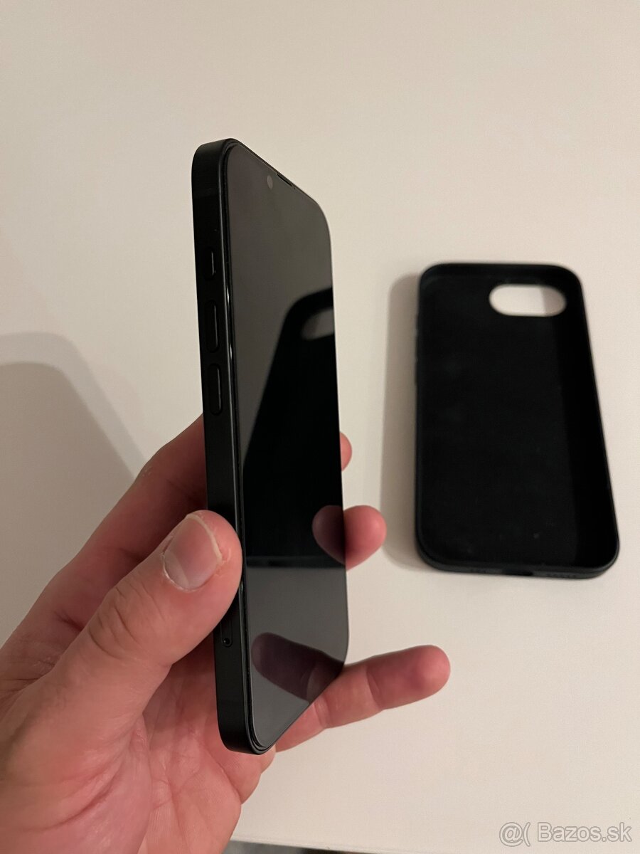 Apple Iphone 16e - 4