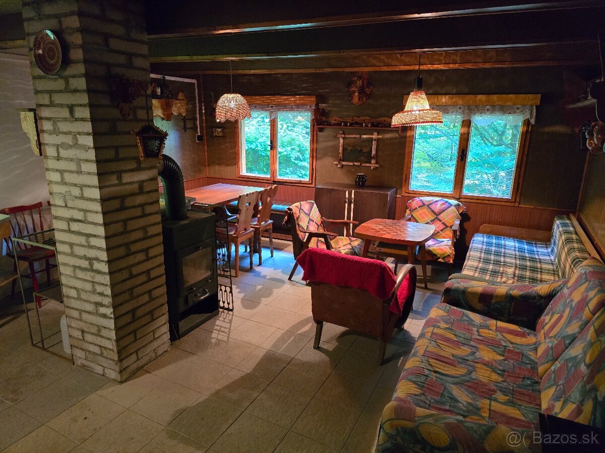 Rekreačná chata v tichej lokalite nad Varínom – Pod Jedľovin - 4