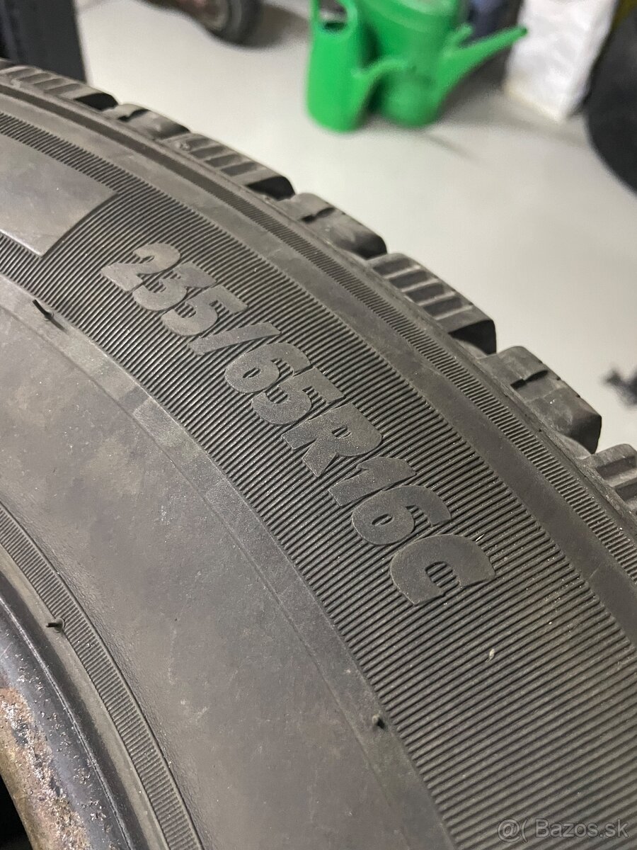 Gumi 235/65r16c - 4