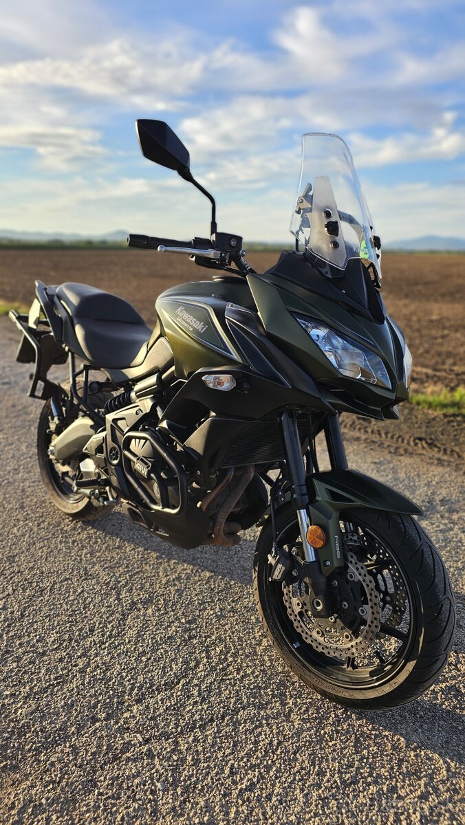Kawasaki Versys 650 - 4