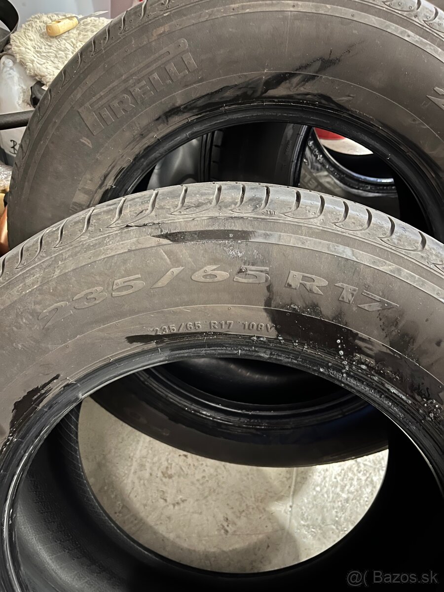 Pirelli powergy 235/65 R17 - 4
