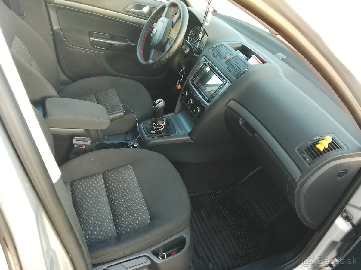 Octavia 2 1.6 tdi facelift - 4