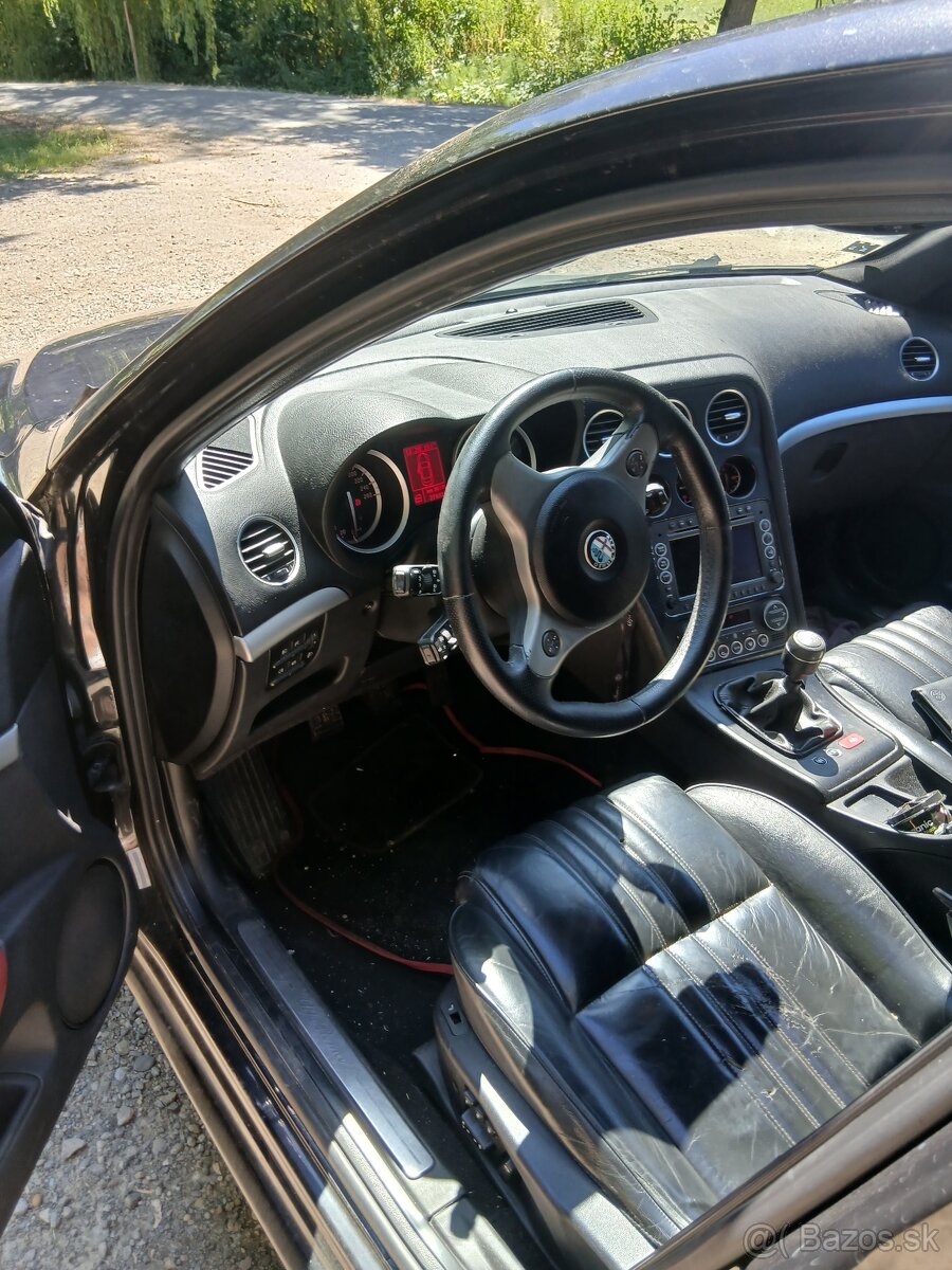Alfa romeo 159 - 4
