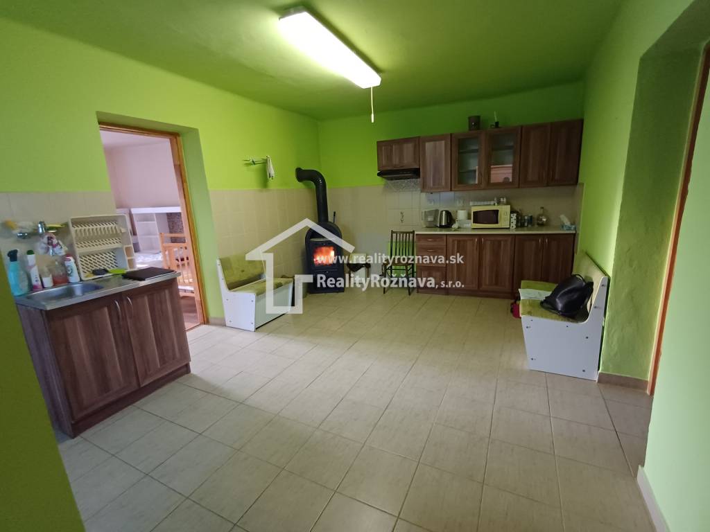 Pekný rodinný dom v obci Dlhá Ves. - 4