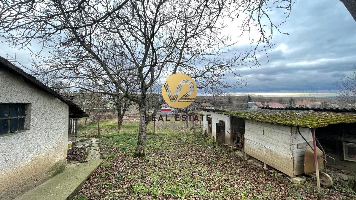 NA PREDAJ 3-izbový rodinný dom, s 18á pozemkom - 4