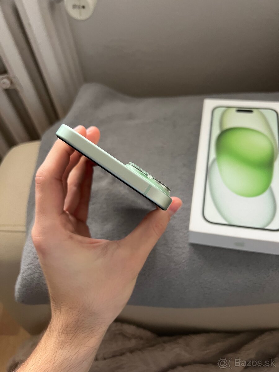 iPhone 15 Plus 128 GB Green - 4