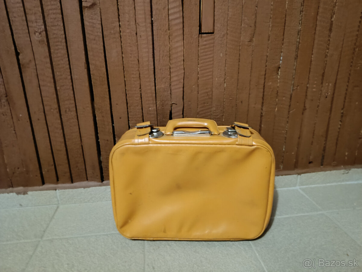 Predám staré kufre - 4