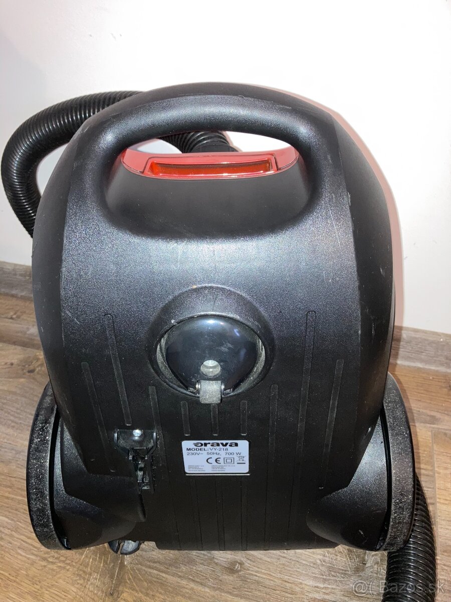 vysávač Orava VY-218 - 4