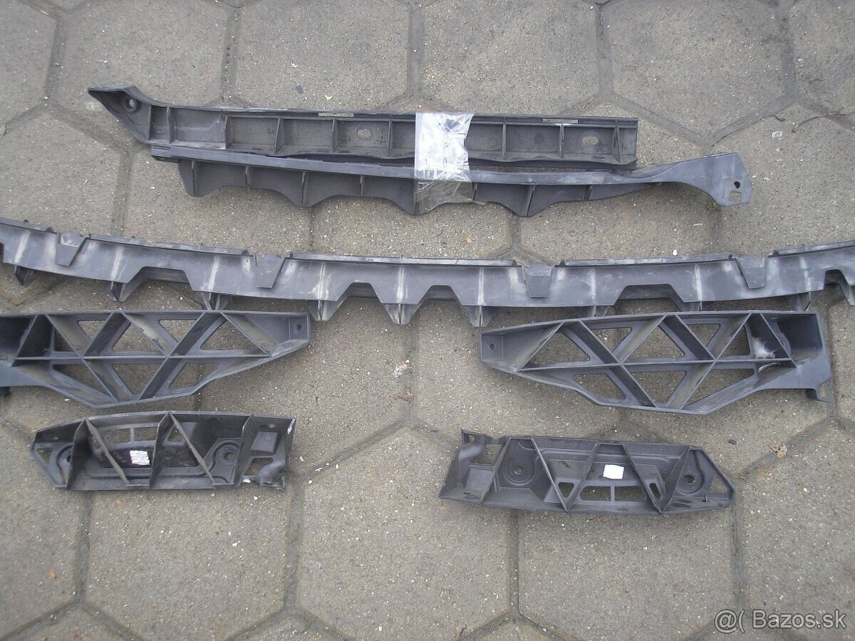 Škoda octavia 2 nádržka ostrekovačov - 4