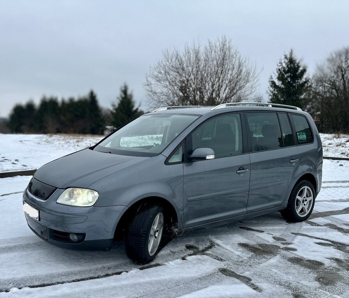 VW Touran 1T1 2.0 TDi 16V Highline - 4