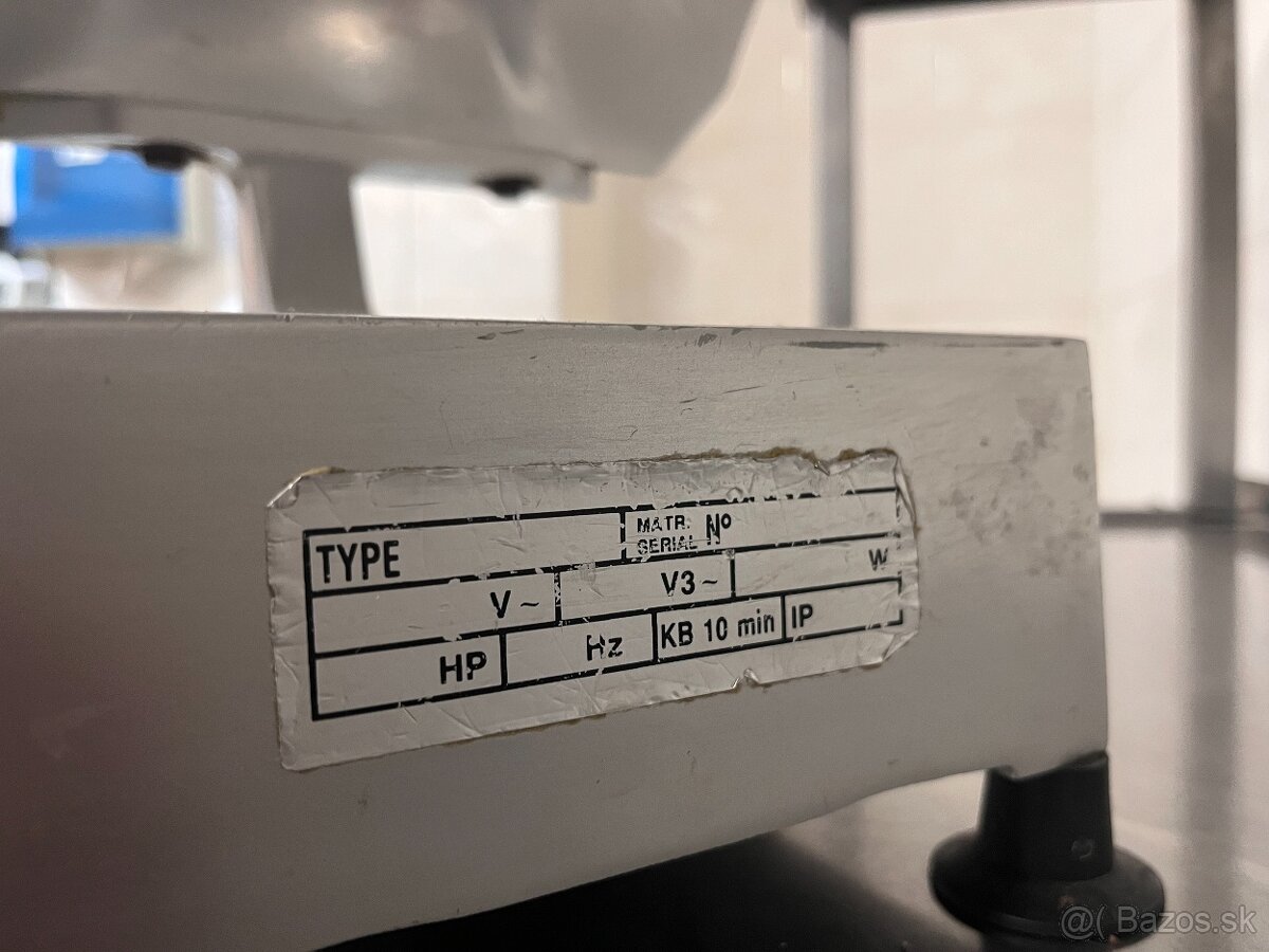 Nerezový krájač mäsa - 4