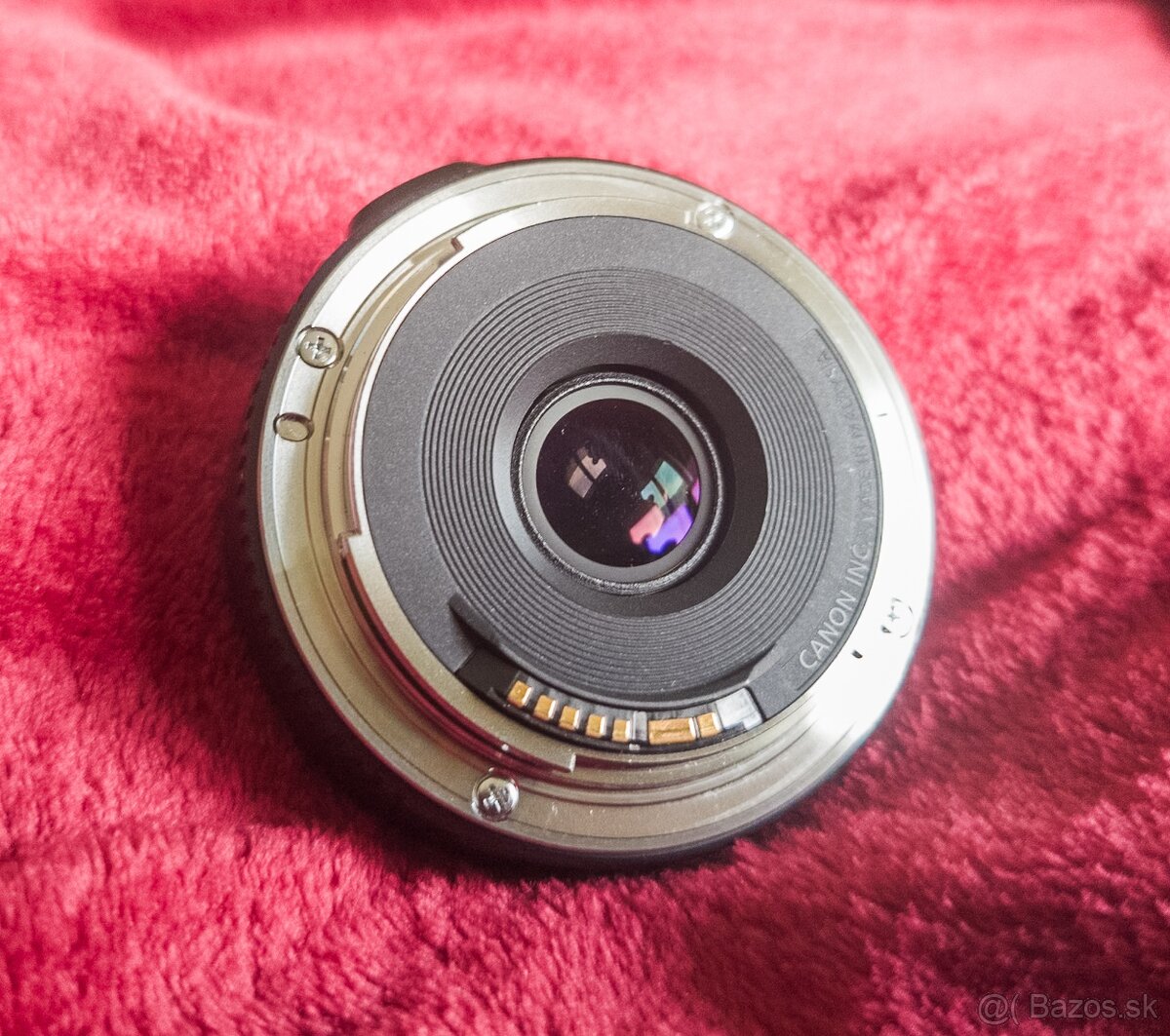 Canon EF 40mm f/2.8 STM - 4