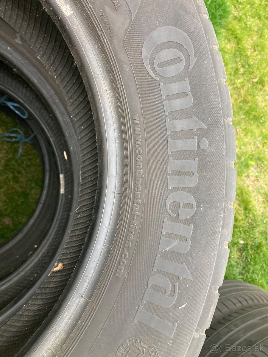 215/60r17 letne Continental - 4