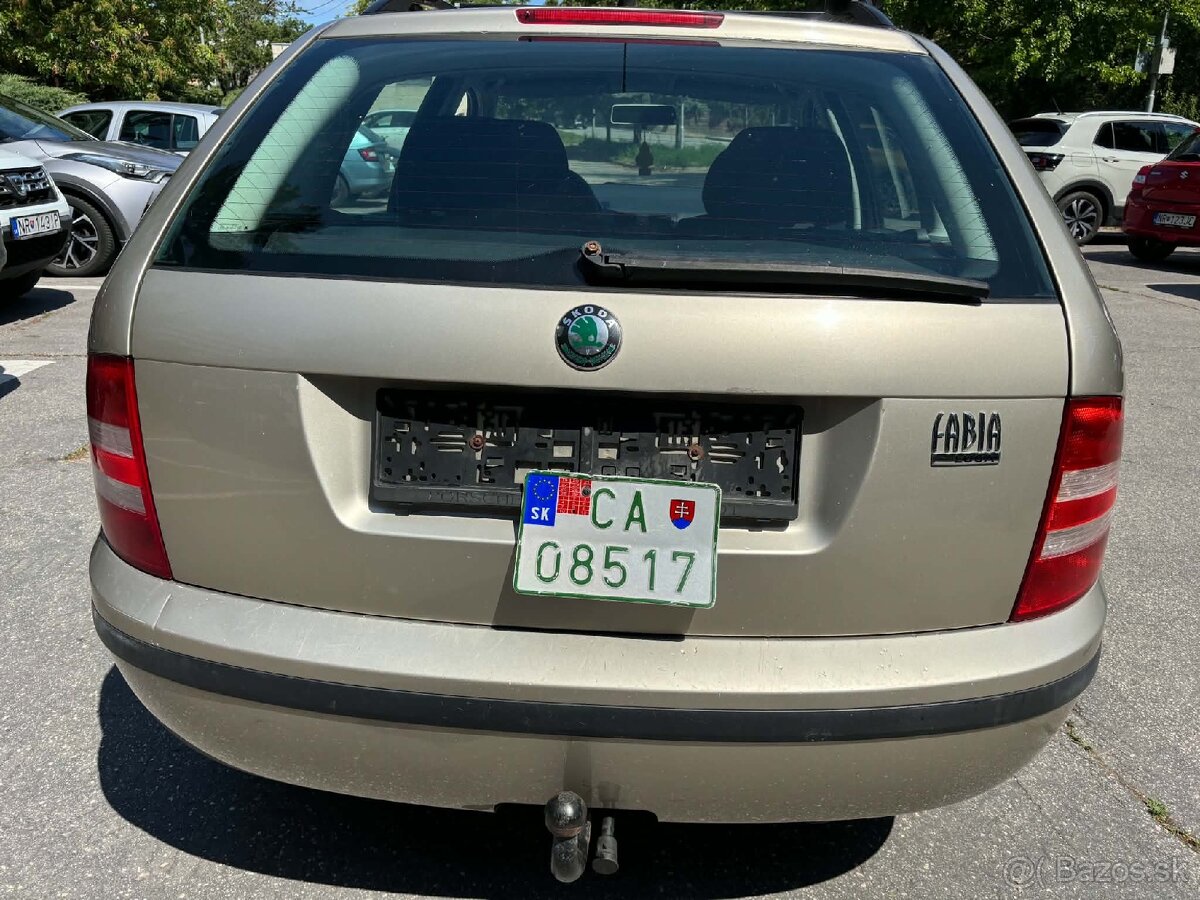 Fabia - 4
