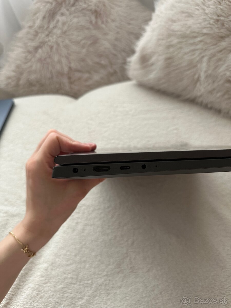 Lenovo IdeaPad Flex 5 - 4