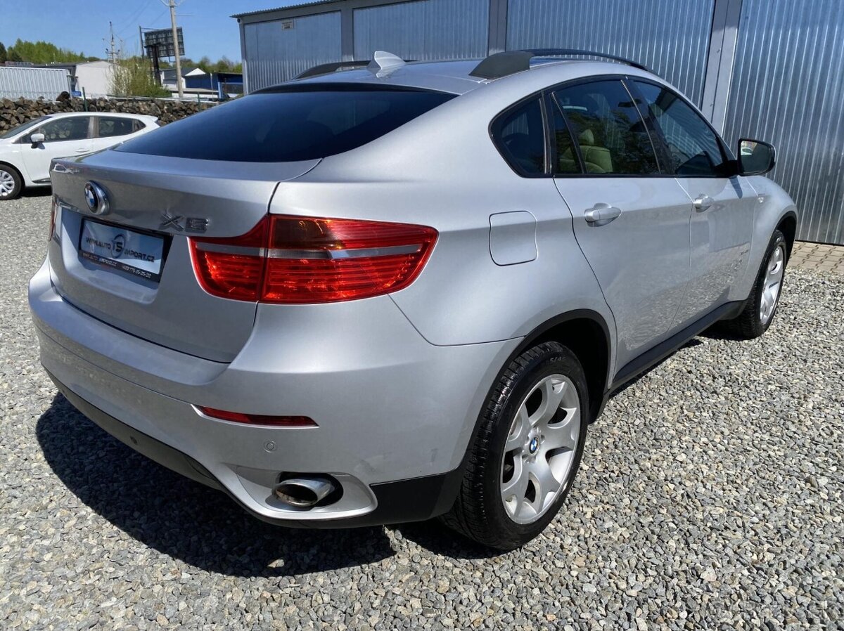 BMW X6 4.0D 4x4 310PS FULL CZ DPH 1A - 4